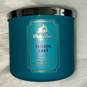 Frozen lake ❄️ 3wick candle